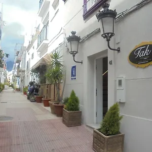 Tak Boutique Old Town Pensionat