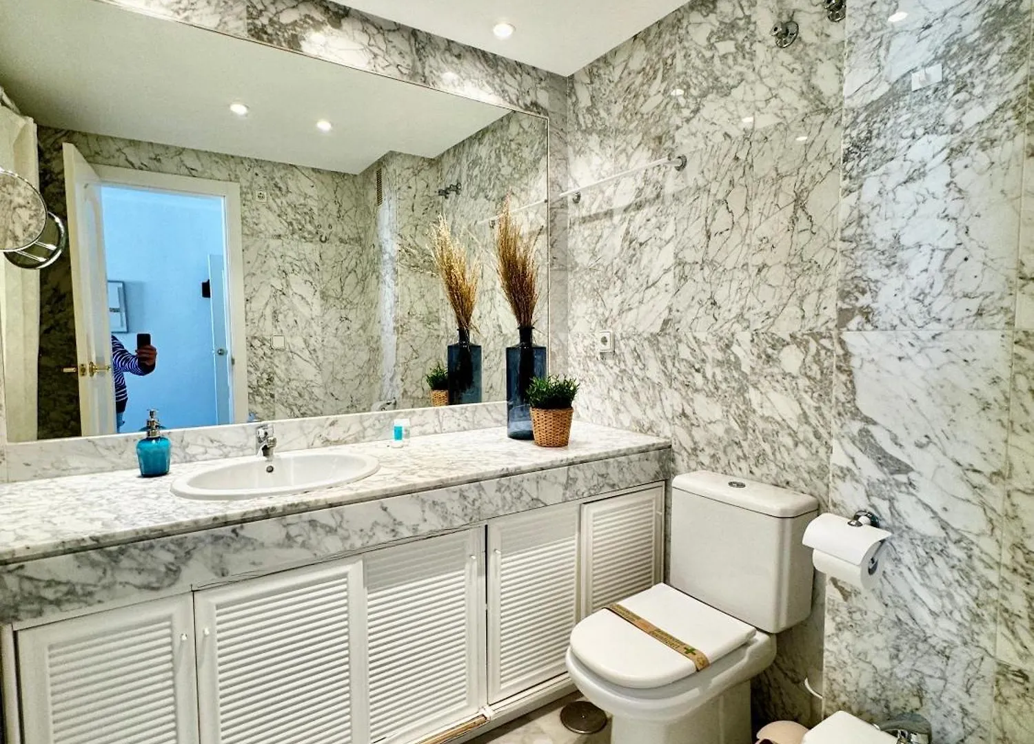 Apartment Seaside Oasis With Mountain Views - Eaw Homes Marbella Spain