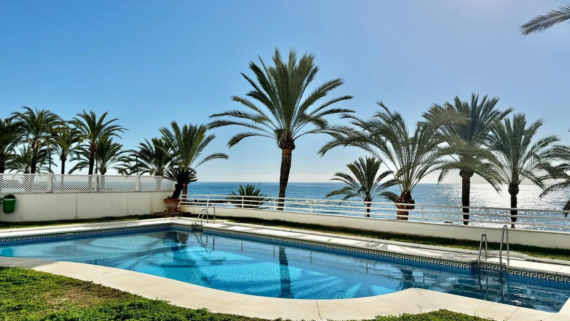 Seaside Oasis With Mountain Views - Eaw Homes Marbella Apartment